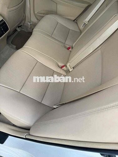 Toyota Camry 2018 Trắng 130.000 km