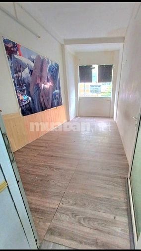 Cho thuê NC nhà MT số 251 Đề Thám, P.PNL, Q.1, TPHCM, khu Tây.