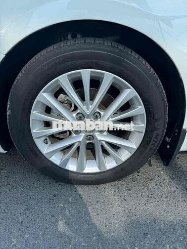 Toyota Camry 2018 Trắng 130.000 km