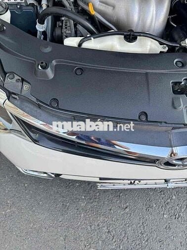 Toyota Camry 2018 Trắng 130.000 km