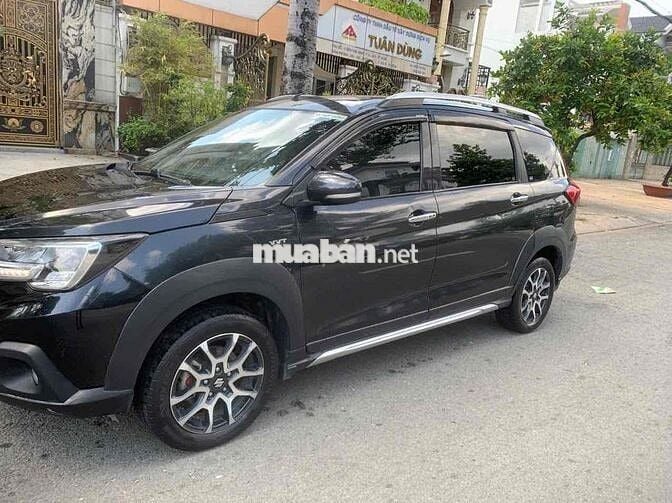Suzuki XL7 2022 Tự động 10 vạn Đen