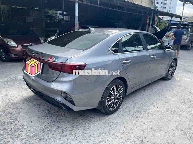 Kia K3 1.6AT Premium 2022 45,000 km Xám