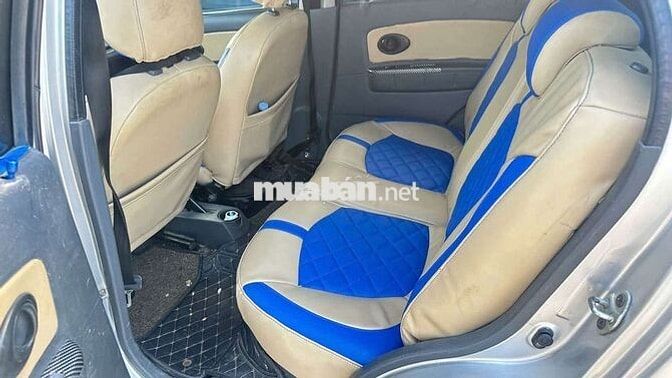 Chevrolet Spark 2024 Số sàn Bạc 5 chỗ