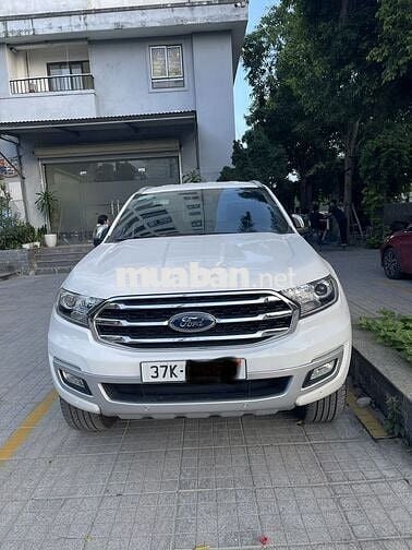 Ford Everest Titanium 4x2 2019 Trắng 143.000 km