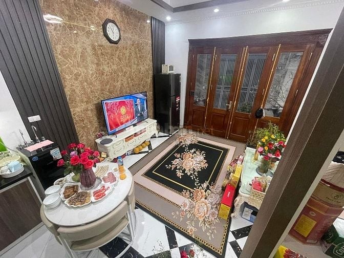 Tôi chính chủ cần bán nhà phố Xã Đàn, Đống Đa. 35m 10,8 tỷ.