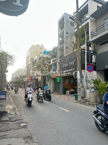 Nhà MT Nguyễn Trọng Tuyển P15 Q. Phú Nhuận 5x23 nhà 4 tầng HDT 60tr/th