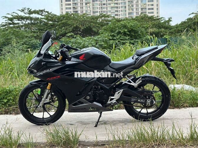 Honda CBR Đen