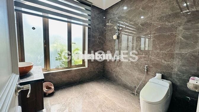CHO THUÊ TẦNG 3 + 4 NHÀ GÓC 2 MẶT TIỀN HÒA XUÂN - CÓ THANG MÁY