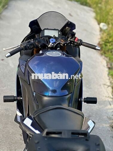 Yamaha R3 form mới 2025
