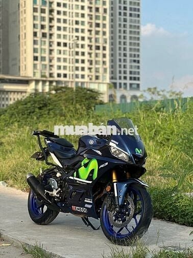 Yamaha R3 form mới 2025