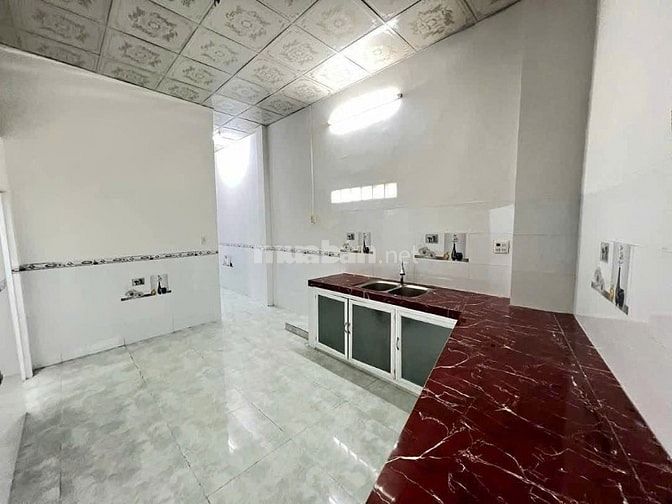 Xoay vòng tiền nên bán gấp căn nhà C4 Tân An Hội, Củ Chi, 122m2,1ty050