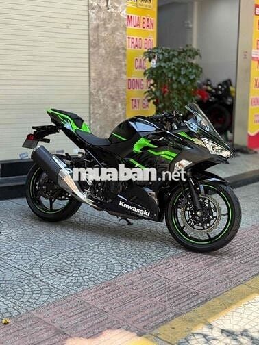 Kawasaki Ninja 400 2020 chuẩn zin 10.000km