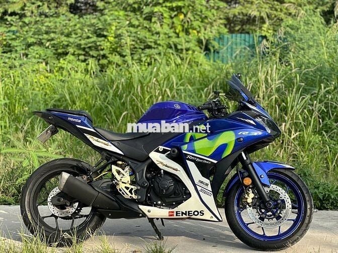 Yamaha R3 