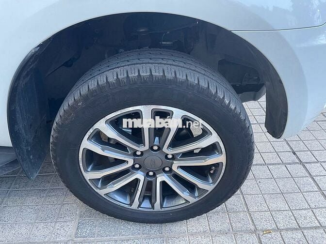 Ford Everest Titanium 4x2 2019 Trắng 143.000 km