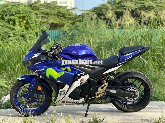 Yamaha R3 