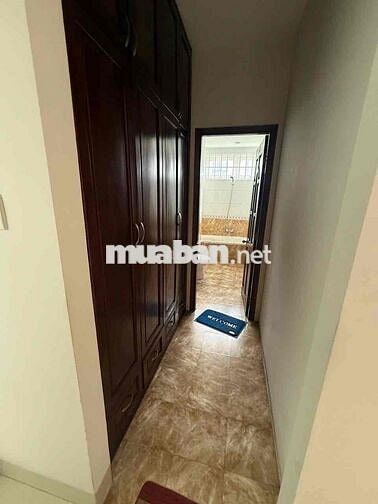 Cho thuê nhà góc KDC Him Lam Q7, 7.5x20m, Thang máy, Có hầm (Nhà trống