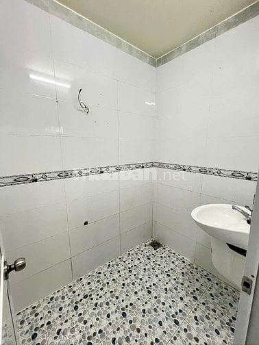 Xoay vòng tiền nên bán gấp căn nhà C4 Tân An Hội, Củ Chi, 122m2,1ty050
