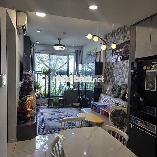 Chính chủ bán căn Picity 2pn vị trí siêu đẹp view trực diện hồ bơi