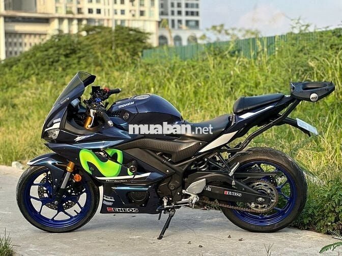 Yamaha R3 form mới 2025