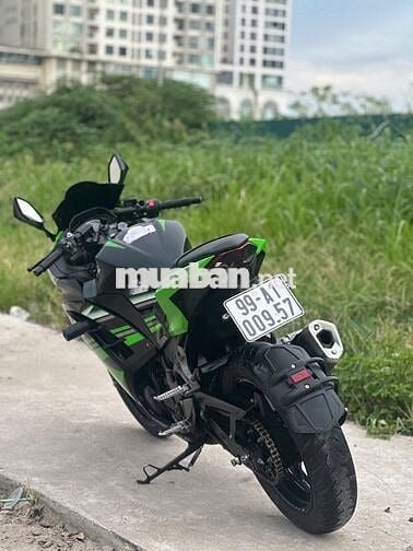 Kawasaki Ninja 300