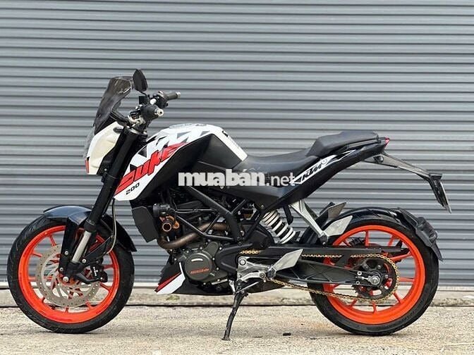 KTM Duke 200 