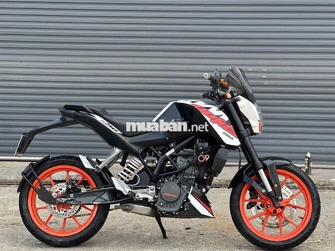 KTM Duke 200 