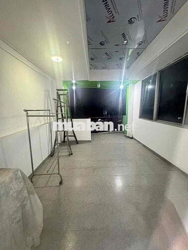 NHÀ HẺM XE HƠI 1/ NGUYỄN VĂN NGHI 4 PHÒNG NGỦ GIÁ CHỈ 14 TRIỆU
