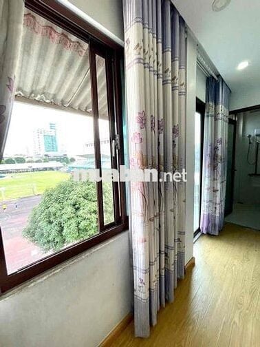 Phòng Cửa Sổ_Thang Máy_Full Nội Thất_SVĐ Hoa Lư_Gần USSH_Thảo Cẩm Viên