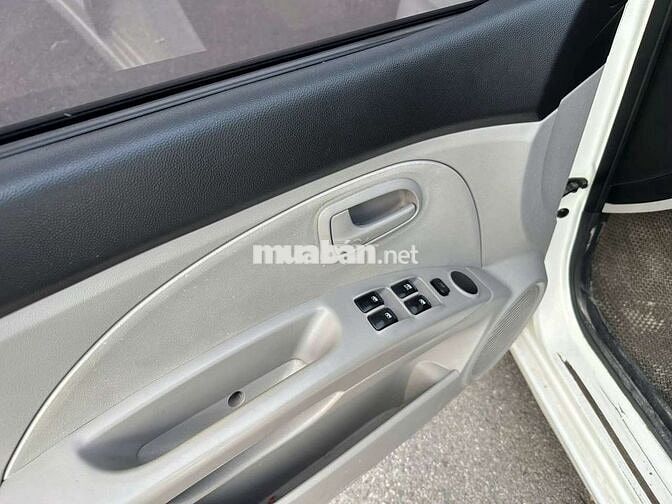 Kia Morning Van 2011 Trắng 1.0AT siêu tiết kiệm