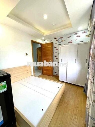 Phòng Cửa Sổ_Thang Máy_Full Nội Thất_SVĐ Hoa Lư_Gần USSH_Thảo Cẩm Viên
