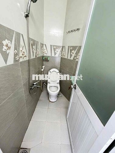 Nhà trệt lầu nguyên căn 4,7x12m 02phòng hẻm xe tải Trần Vĩnh Kiết