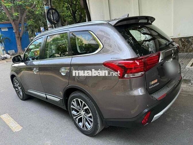 Mitsubishi Outlander CVT 2019 Nâu
