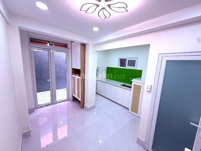 Chính chủ bán nhà khu Phan Xích Long 3 phòng ngủ
