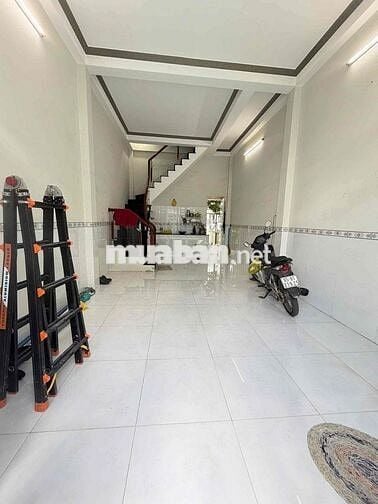 Nhà trệt lầu nguyên căn 4,7x12m 02phòng hẻm xe tải Trần Vĩnh Kiết