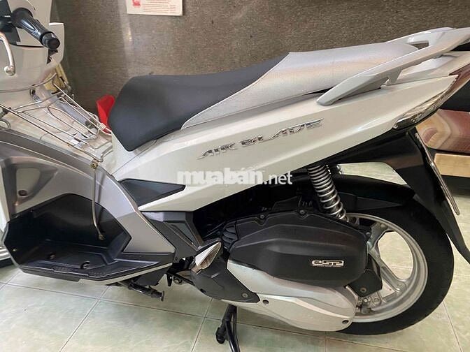 Honda Air Blade Trắng