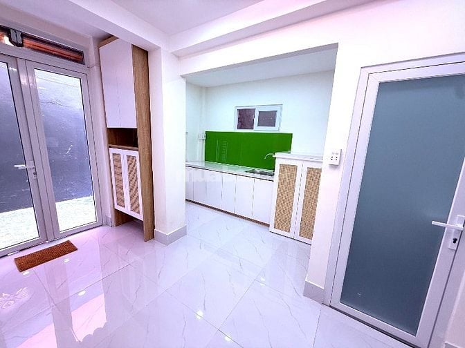 Chính chủ bán nhà khu Phan Xích Long 3 phòng ngủ