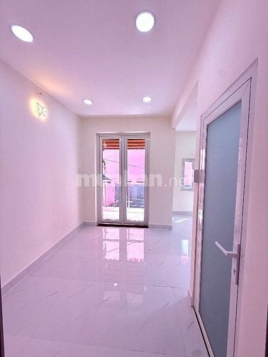 Chính chủ bán nhà khu Phan Xích Long 3 phòng ngủ