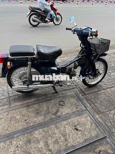 Honda Cub Xanh Đã custom