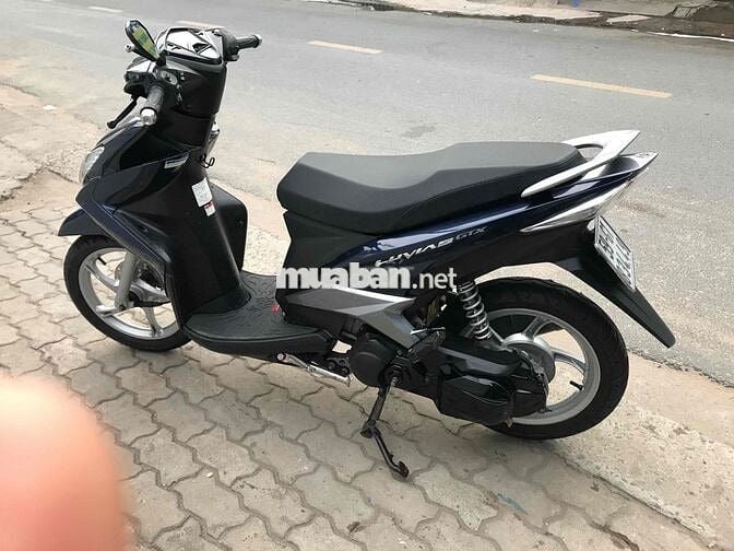 Yamaha Luvias FI 2015 Xanh đen