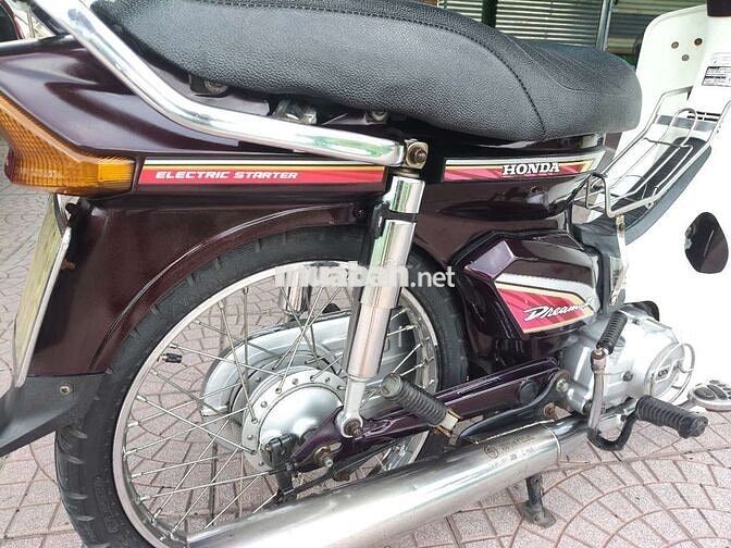 Honda Dream Cổ điển Nâu, Trắng