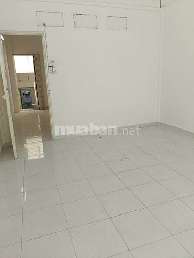 Cho thuê nhà nguyên căn vị trí đẹp gần chợ Bà Chiểu.