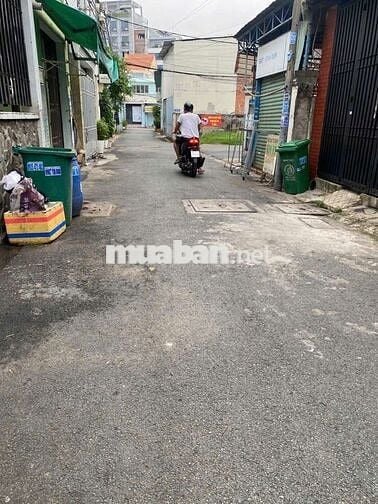Cần Cho thuê nhà  cẩp 4 PTTN.DT 4,5 x20 1PN 2WS hễm hơi  giá 10 triệu