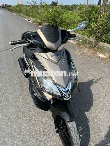 Honda Air Blade Fi 2011 Nâu Thái Lan