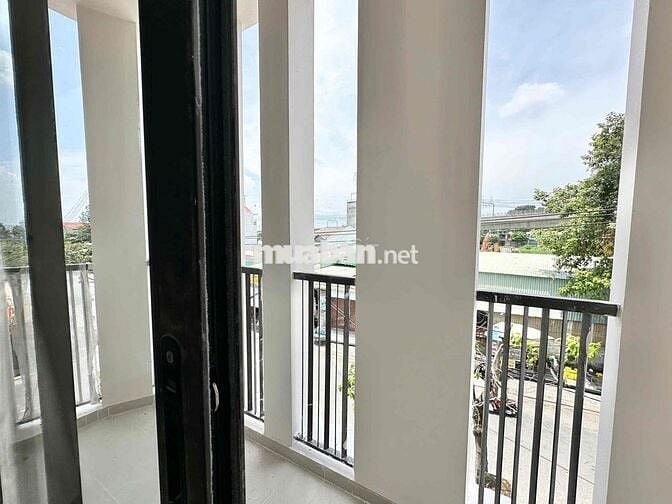 Căn hộ dịch vụ tại làng đại học ban công full nội thất tiện nghi