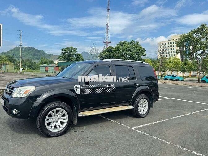Ford Everest 2015 Số sàn Máy dầu 7 chỗ