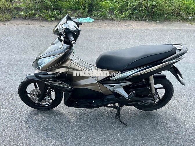 Honda Air Blade Fi 2011 Nâu Thái Lan
