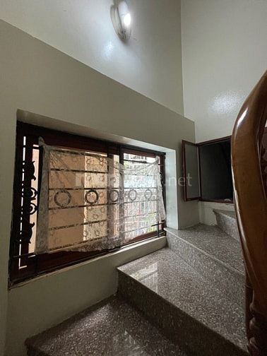 NHÀ ĐẸP LÔ GÓC - GẦN CÔNG VIÊN THỐNG NHẤT - Ô TÔ ĐỖ CỬA - TRUNG TÂM HA