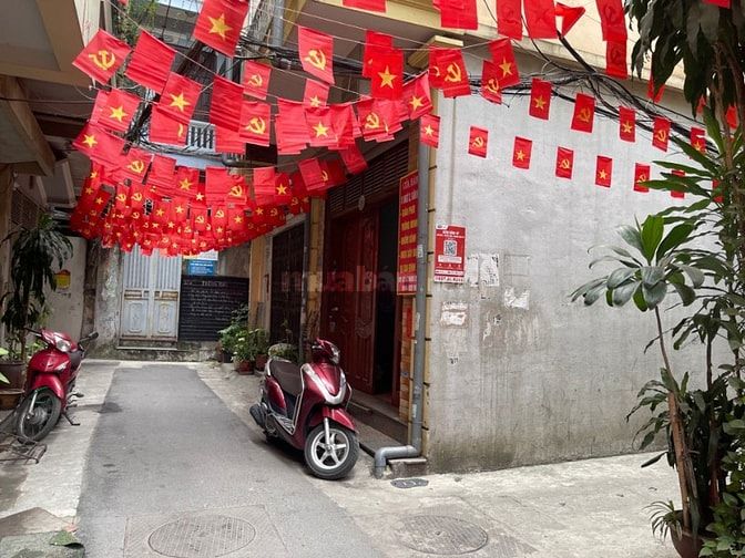 NHÀ ĐẸP LÔ GÓC - GẦN CÔNG VIÊN THỐNG NHẤT - Ô TÔ ĐỖ CỬA - TRUNG TÂM HA
