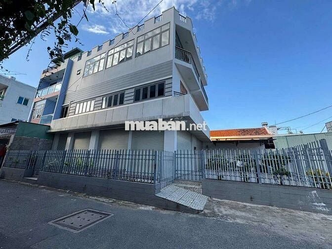 MẶT BẰNG GÓC 10X18M, FULL MÁY LẠNH, THANG MÁY. VP, SIÊU THỊ, DẠY HỌC