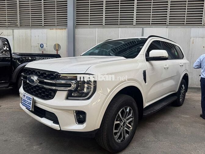FORD EVEREST 2025 BẢN TIÊU CHUẨN_XE LƯỚT